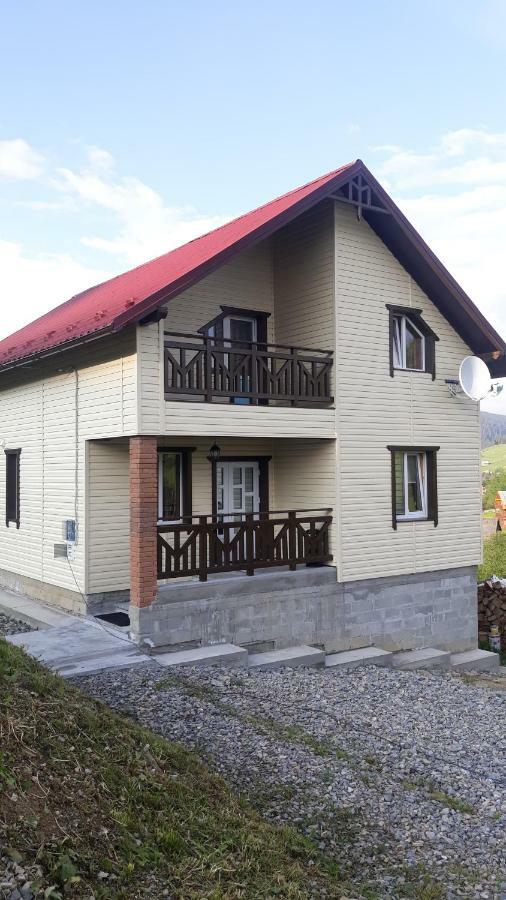 Bee House Поляниця Апартаменти Bukovel Habitación foto